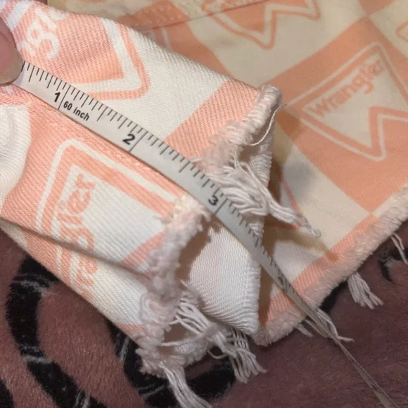 Wrangler Vintage Peach Shorts NWT - Picture 10 of 11